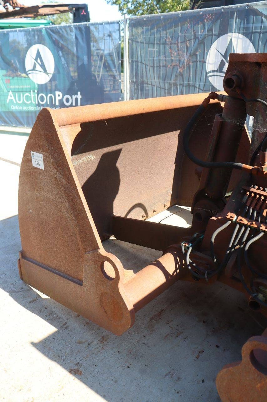 Hydraulic grab 1900kg 1996