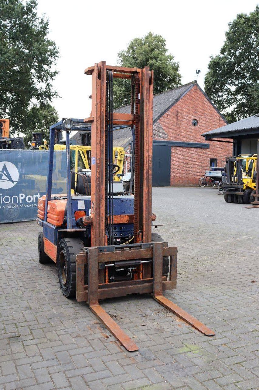 Gabelstapler Toyota 02-5FD30 Diesel 3000 kg 4,0 m