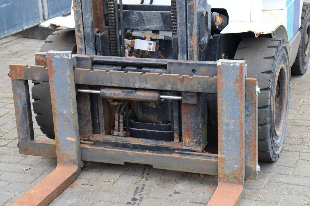 Forklift Hyster H3.20XML LPG 2810kg 5.2m 2003