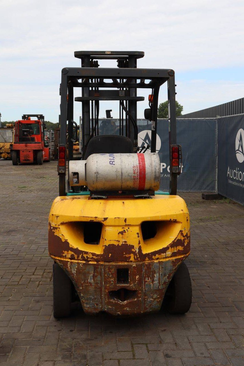 Forklift Komatsu FG25HT-16R LPG 2500kg 4.0m 2007