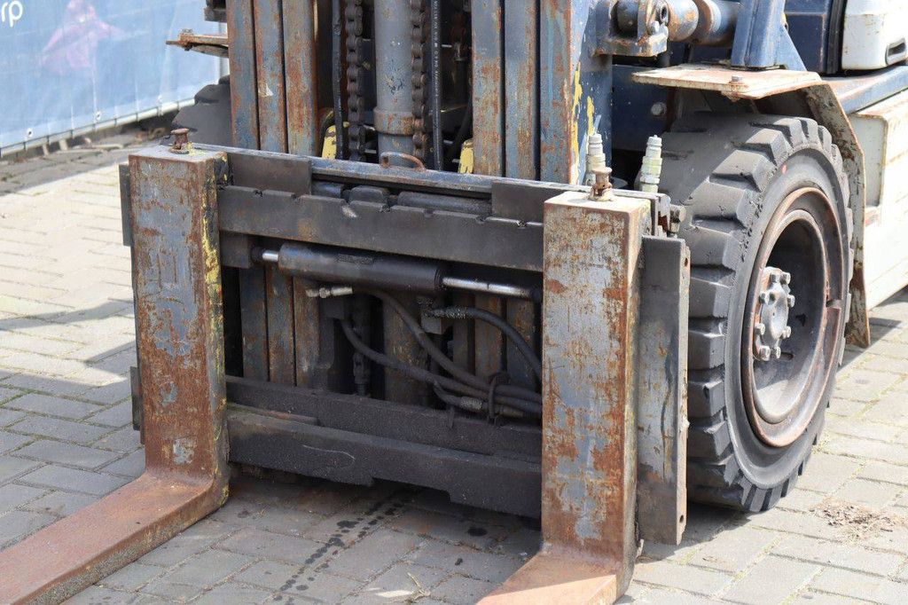 Komatsu FG30 LPG Gabelstapler 2900 kg 4,3 m