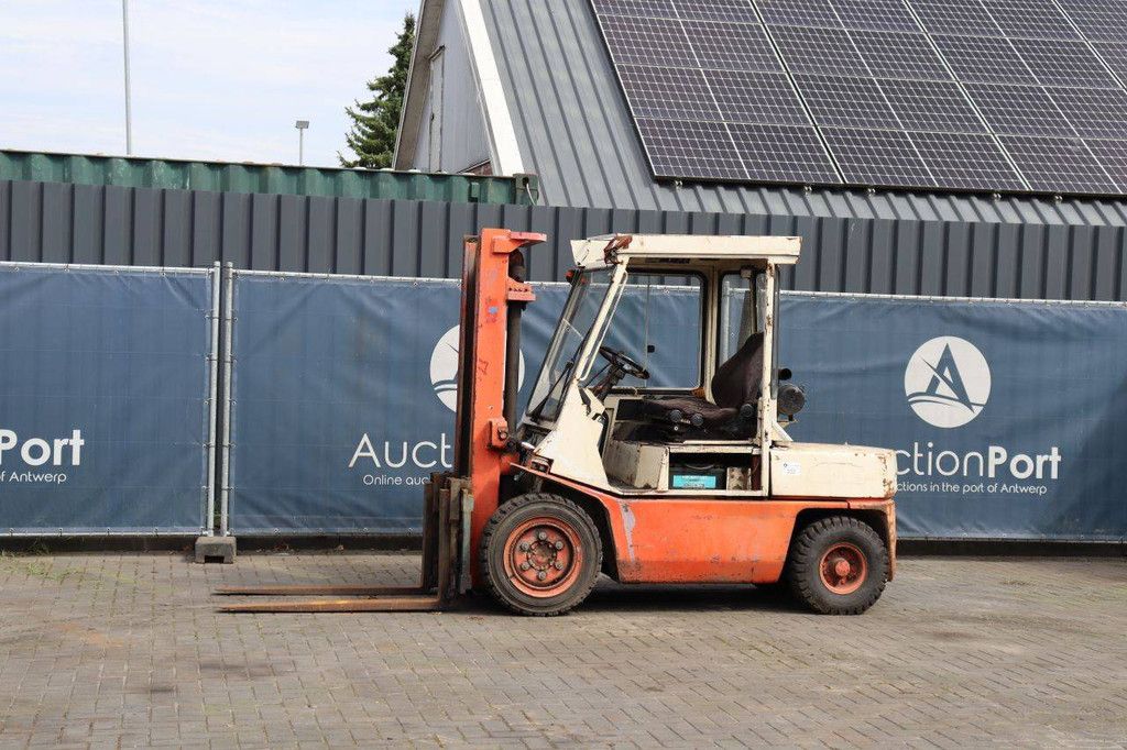 Forklift Nissan EGF02-A30U Diesel 3000kg 3.2m