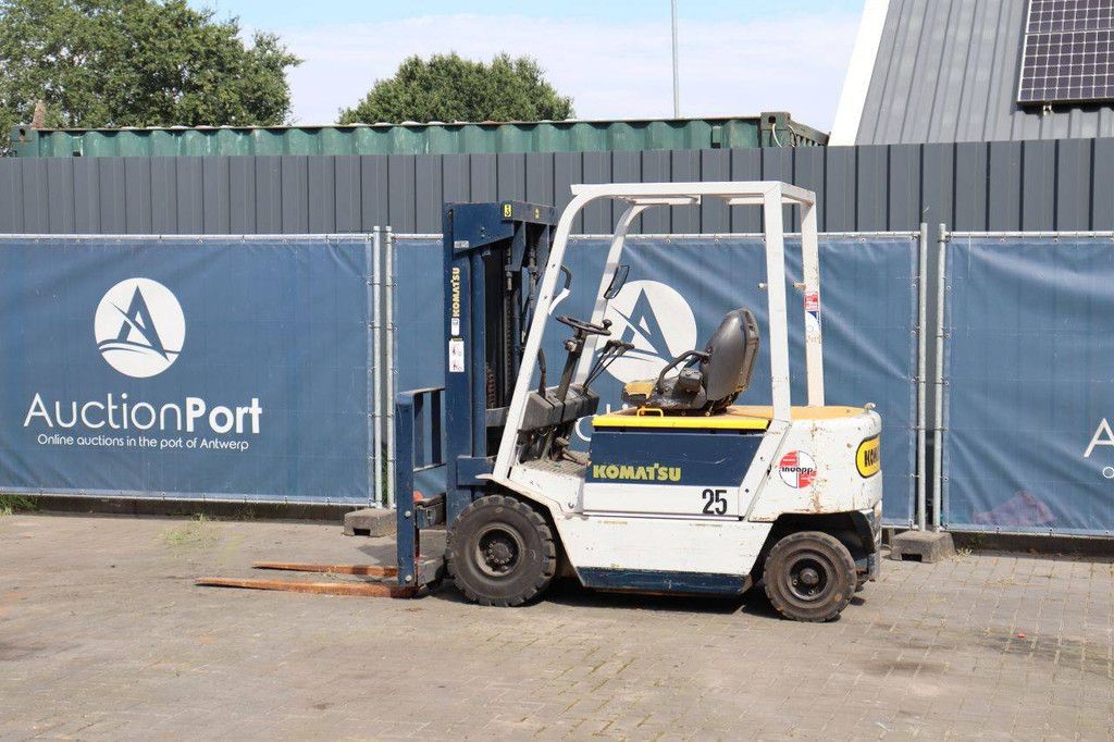Komatsu 25 Elektrogabelstapler 2500 kg 4,35 m