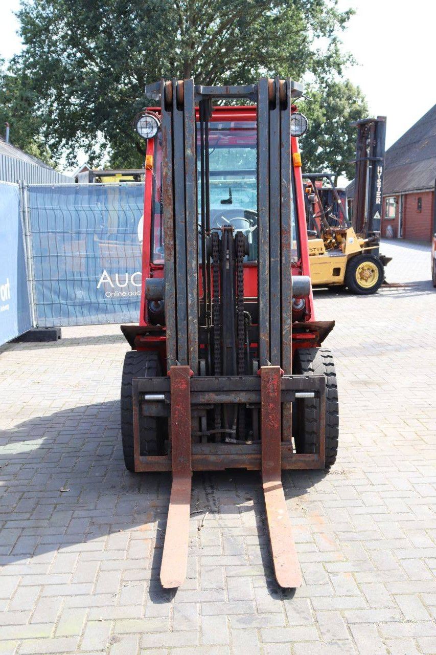 Heftruck Nissan UGD02A30PQ LPG 3000kg 4.75m 2003