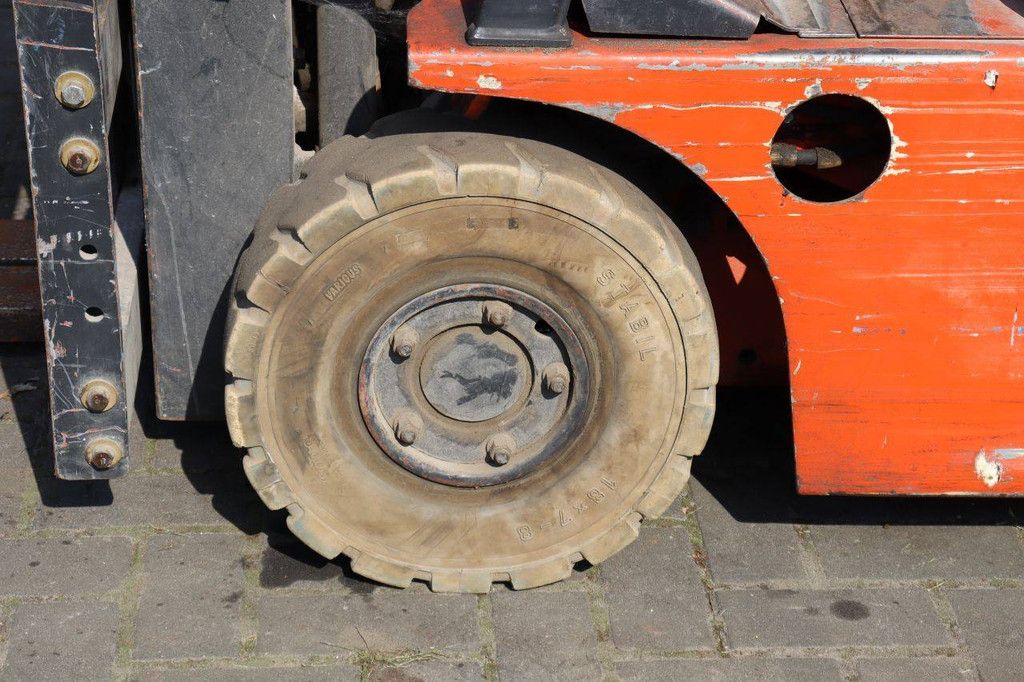 Nissan Gabelstapler NO1L18U Elektro 1650 kg 4,3 m 1993