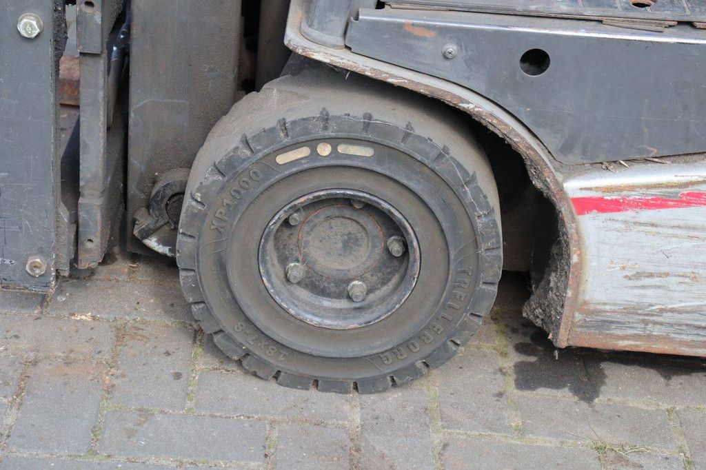 Nissan G1N1L16Q Elektro-Gabelstapler, 1600 kg, 4,75 m, Baujahr 2008