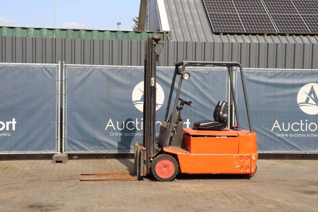 Linde E15S-02 Elektrogabelstapler 1500kg 2000