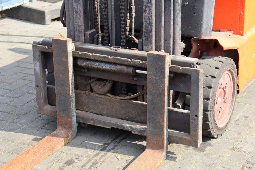 Linde E15S-02 Elektrogabelstapler 1500kg 2000