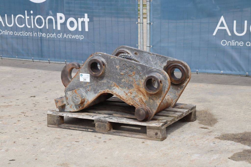 Quick coupler Eurosteel EC350EL/EC380EL 2022