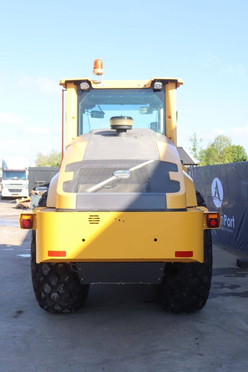 Bodenwalze Volvo SD135B Diesel 2019