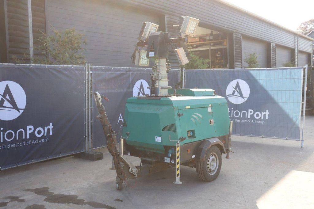 Generac VT1 2015 Hybrid 5kVA Lichtmast