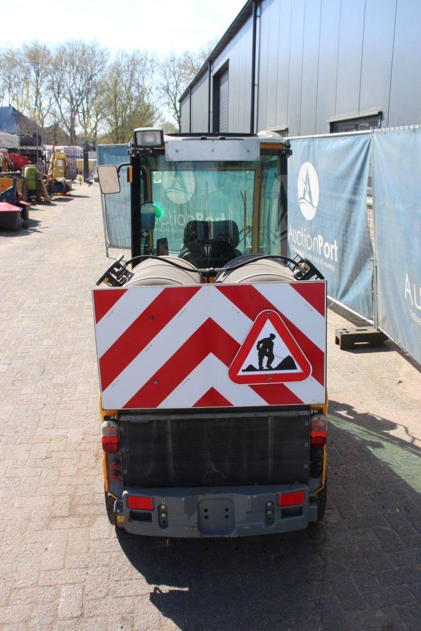 Heylens Belos TP 3440 Diesel-Geräteträger 2012 mit Unkrautbrenner