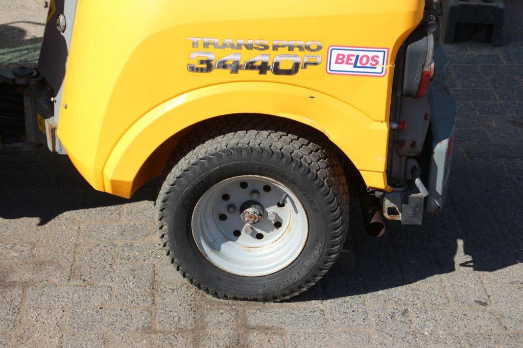 Heylens Belos TP 3440 Diesel-Geräteträger 2012 mit Unkrautbrenner