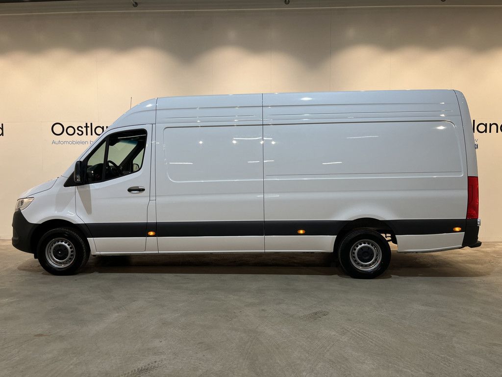 Mercedes-Benz Sprinter 317 CDI L3H2 RWD / Euro 6 / Airco / Cruise Control Adap. / Camera / 17.100 KM !!
