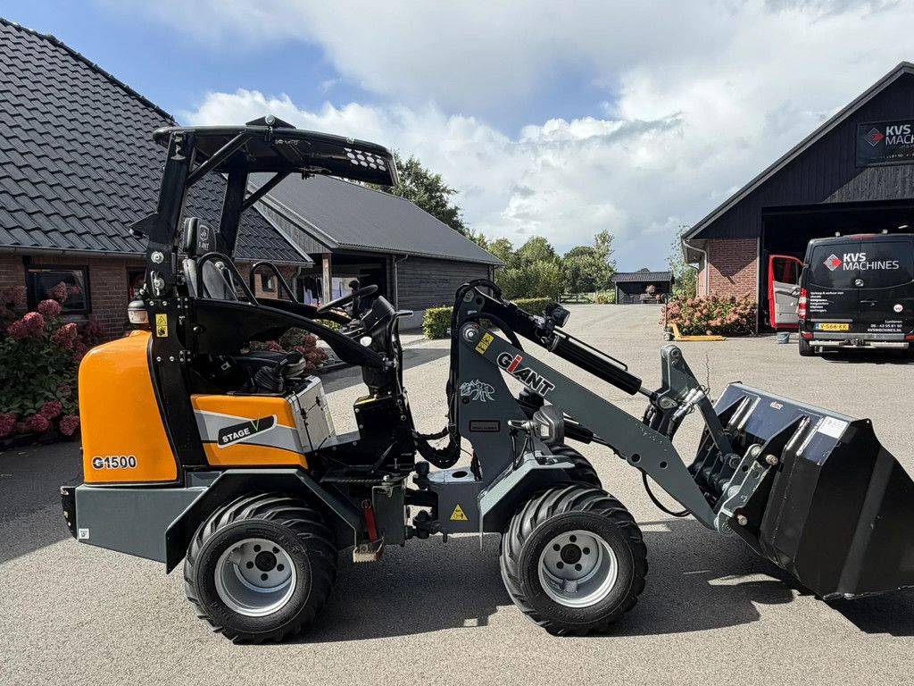 Giant G1500 W15