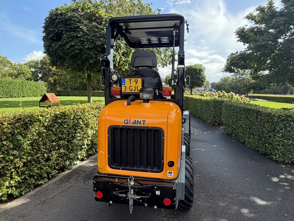 Giant G1500 W15