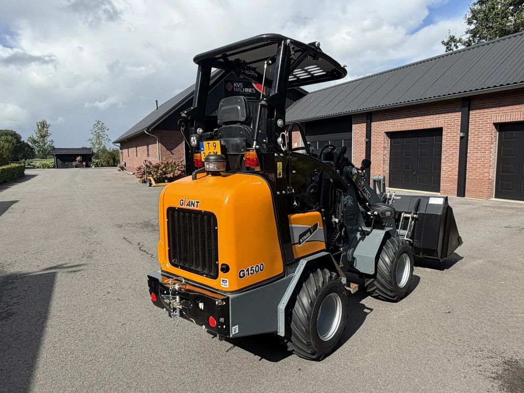 Giant G1500 W15