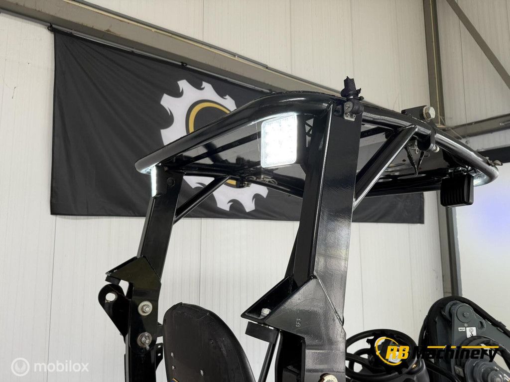 Giant G2200E
