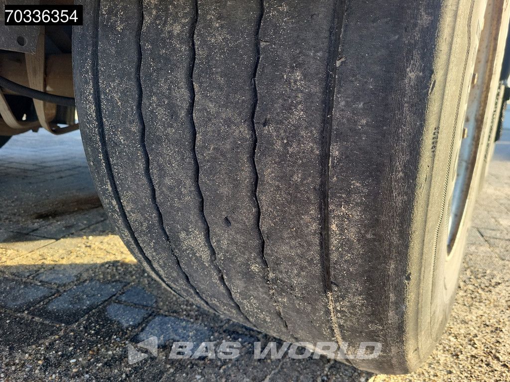 Kässbohrer CS 3 axles 40ft Lift Axle Stack