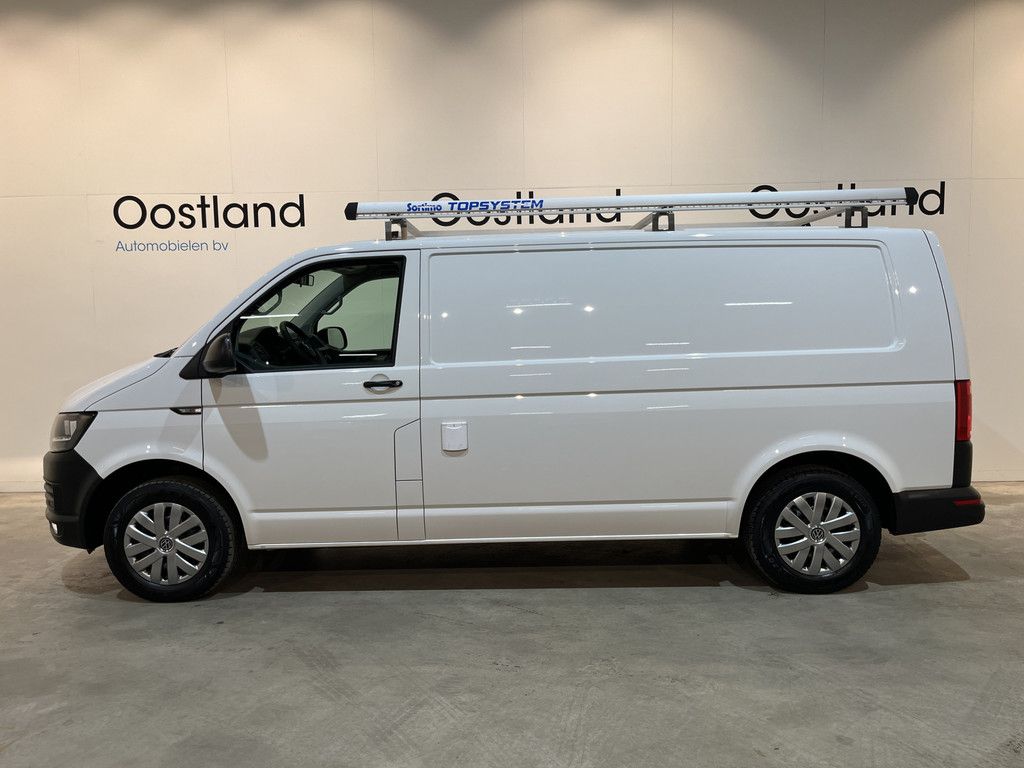 Volkswagen Transporter 2.0 TDI L2H1 4Motion 4X4 150 PK / Servicebus / Sortimo Inrichting / Euro 6 / Airco / Camera / Trekhaak / Cruise Control / Navigatie / Klep / Imperiaal