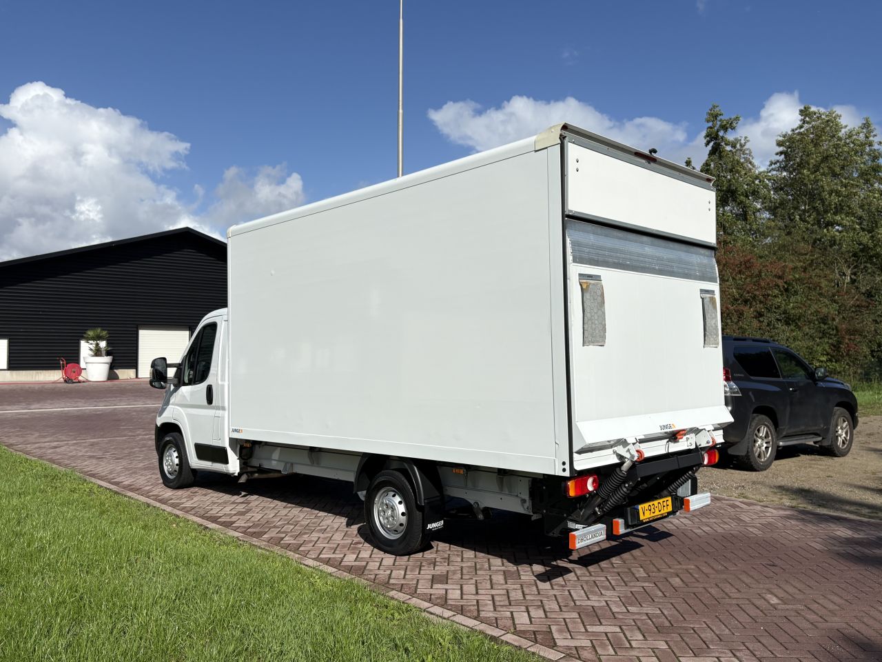 Peugeot Boxer 2.2 141pk Bakwagen Laadklep 750 KG N1