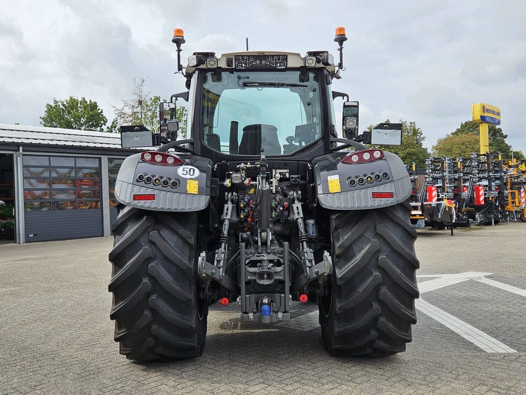 Fendt 724 Vario SCR Gen 6 Profi Plus