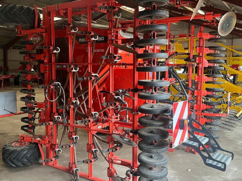 Kuhn megant 480