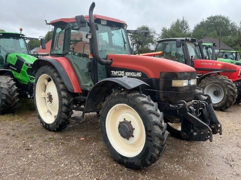 New Holland TM135