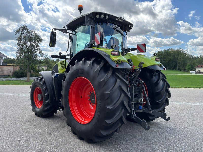 Claas Axion 850