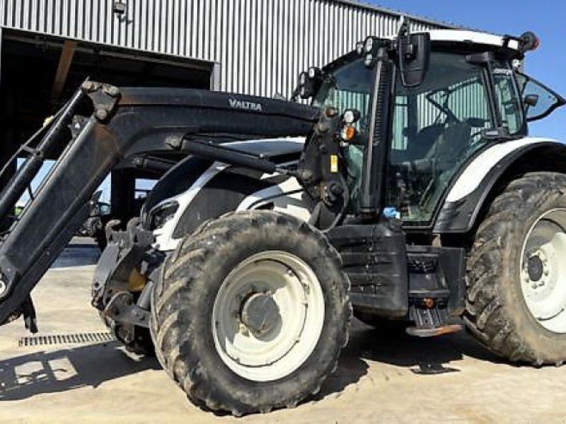 Valtra N135
