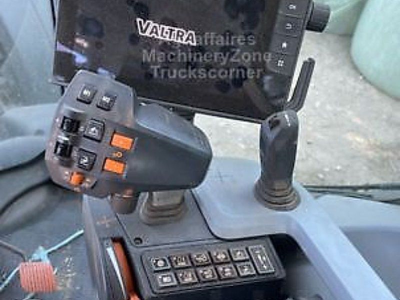 Valtra T235 VERSU