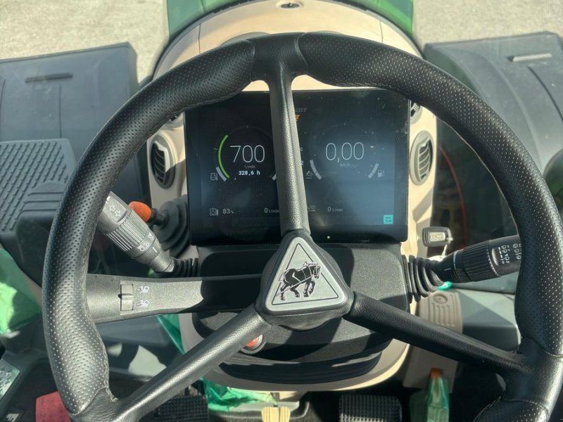 Fendt 832 Vario (Gen5)