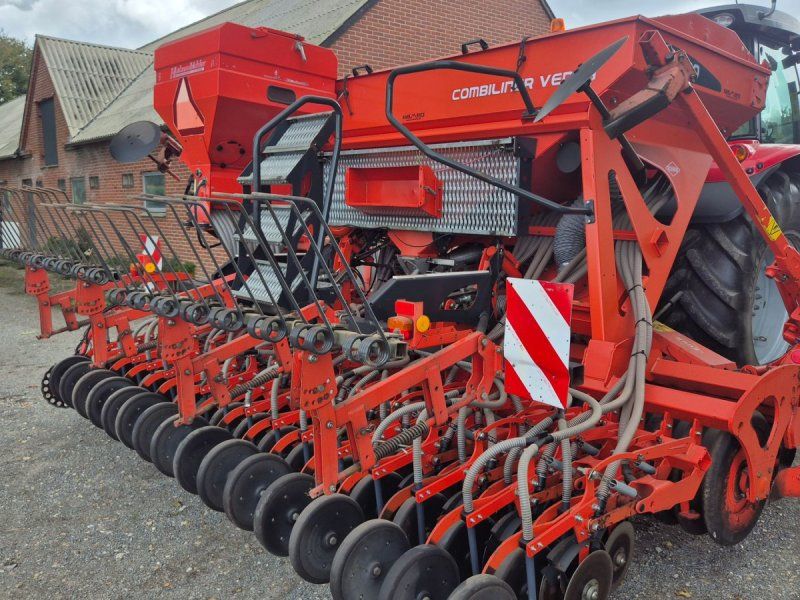 Kuhn HR 4003 NC m/Venta NC 4000 med skiveskær og frøsåkasse