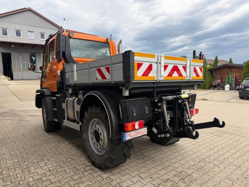 Mercedes-Benz Unimog 427