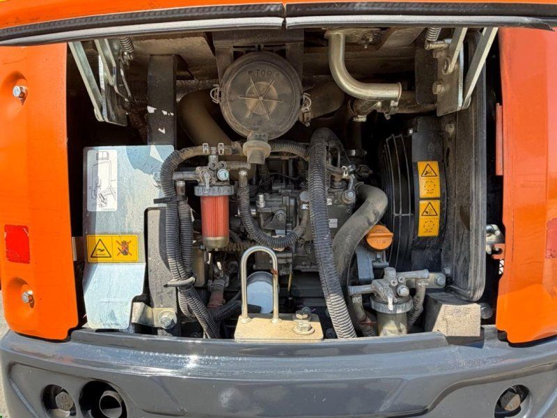 Hitachi ZX19-6CR 580h, 4 Geräte
