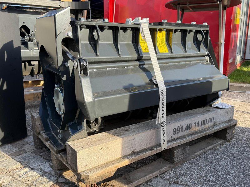 Prinoth Grizzly M450e-900