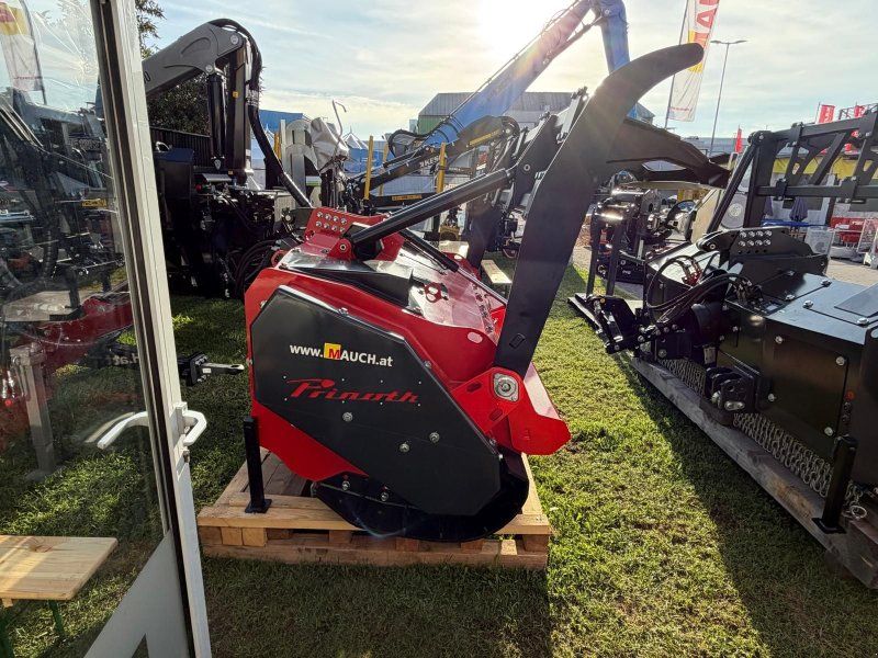 Prinoth Grizzly M650m