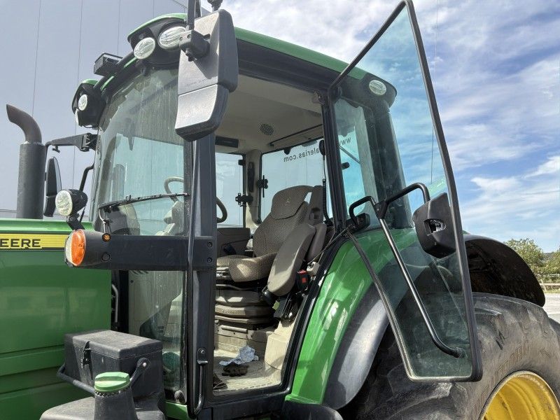 2021 John Deere 6195M landwirtschaftlicher Traktor mit Allradantrieb