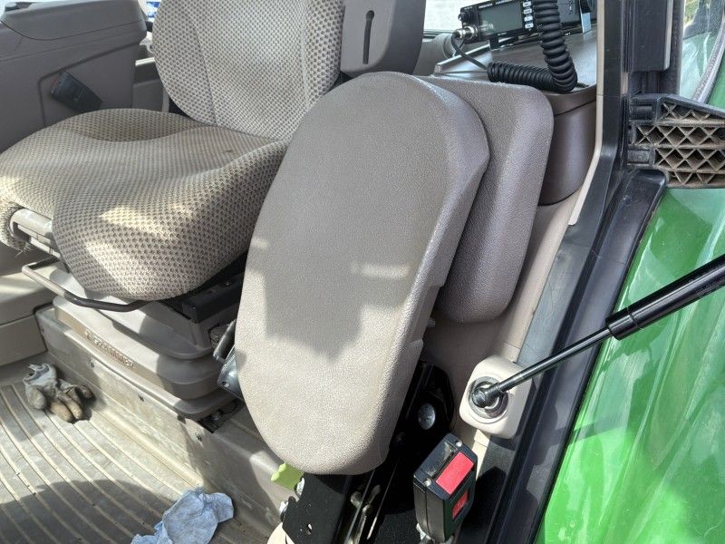 2021 John Deere 6195M landwirtschaftlicher Traktor mit Allradantrieb