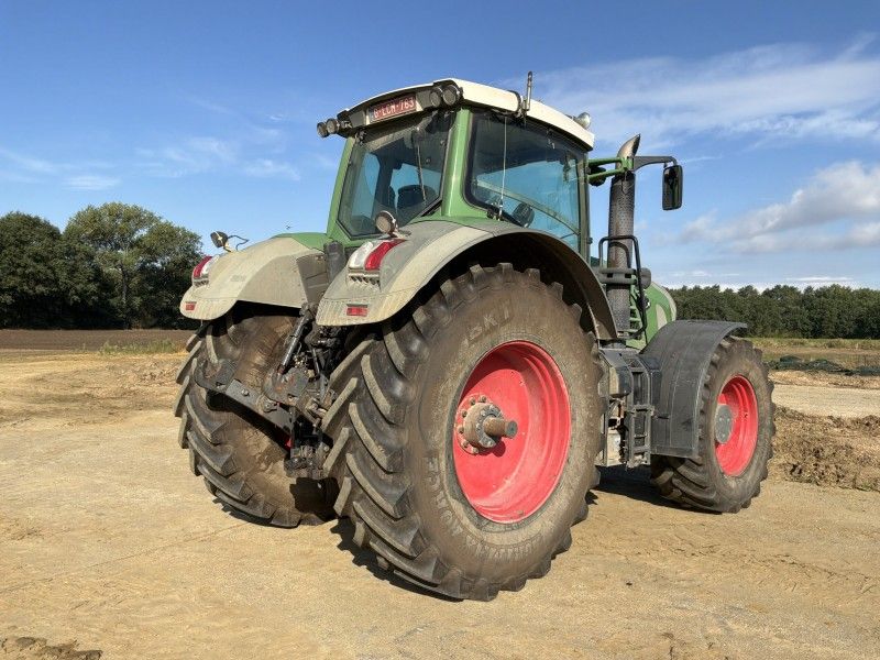 2009 Fendt 928 Farm Tractor