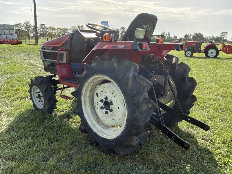 Yanmar F175 Four-Wheel-Drive Mini Tractor