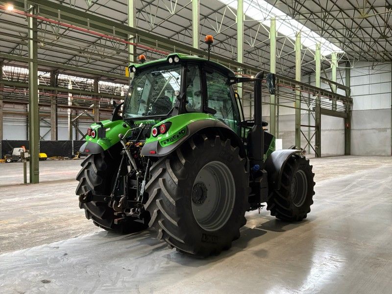 Deutz-Fahr Agrotron 6165 RC-Shift, landwirtschaftlicher Traktor mit Allradantrieb