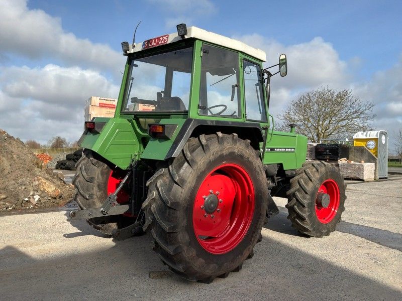 Fendt Farmer 306SLA four-wheel-drive farm tractor
