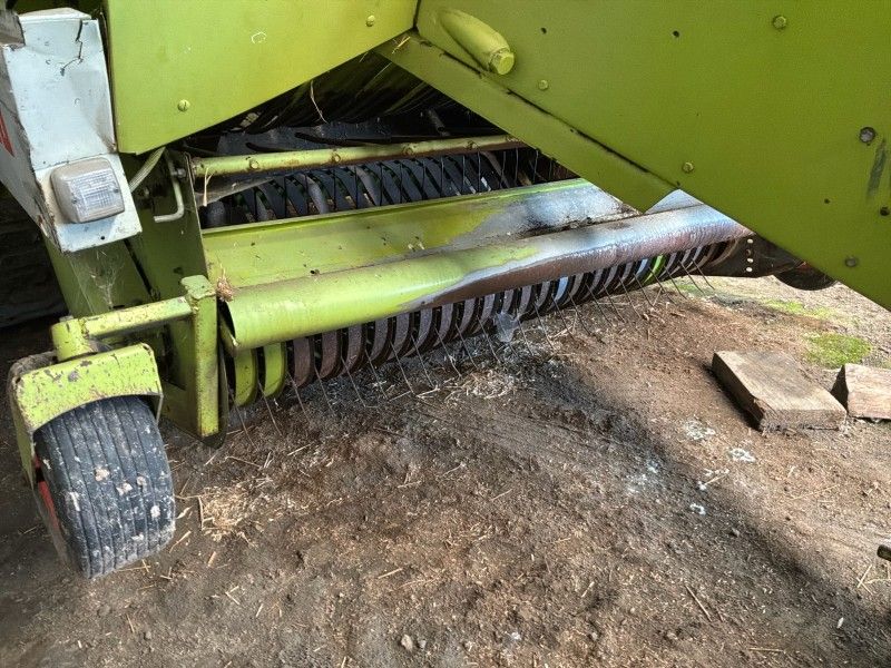 1992 Claas Quadrant 1200 Bale Press