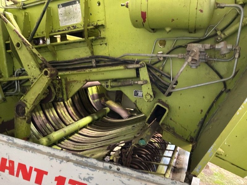 1992 Claas Quadrant 1200 Bale Press