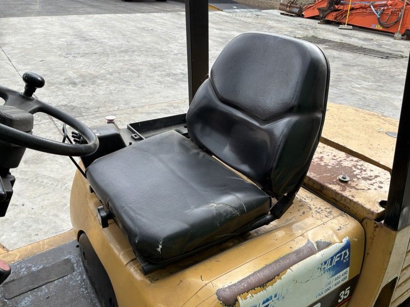1998 Caterpillar DP35A Gabelstapler