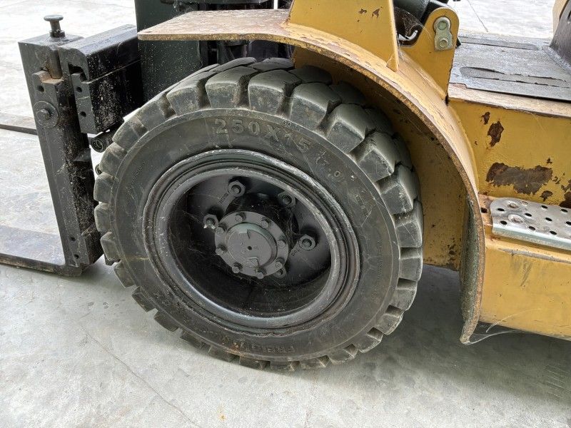 1998 Caterpillar DP35A Gabelstapler