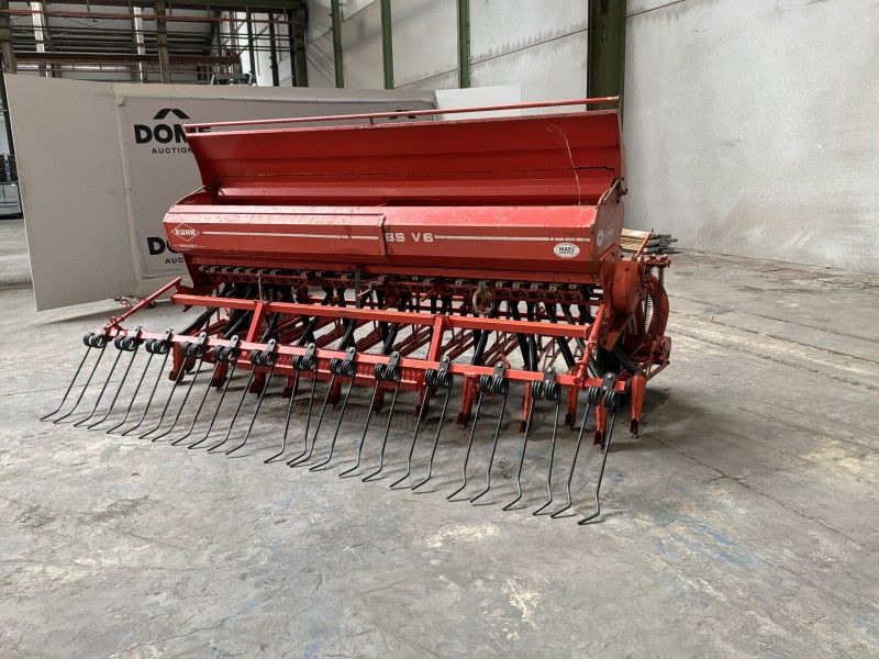 1998 Kuhn Nodet BS V6 Graanzaaimachine
