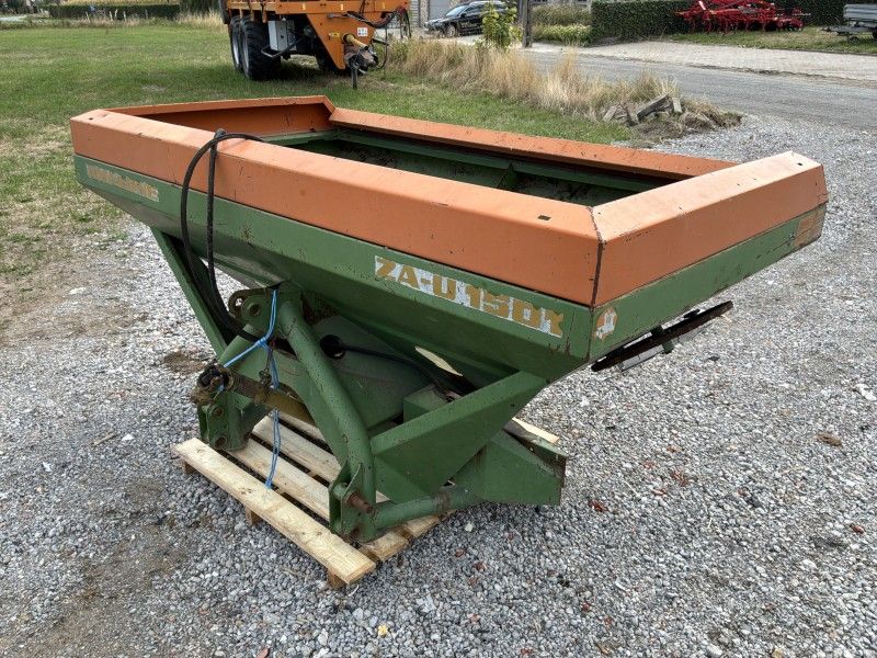 Amazone ZA-U 1001 Mounted Fertilizer Spreader