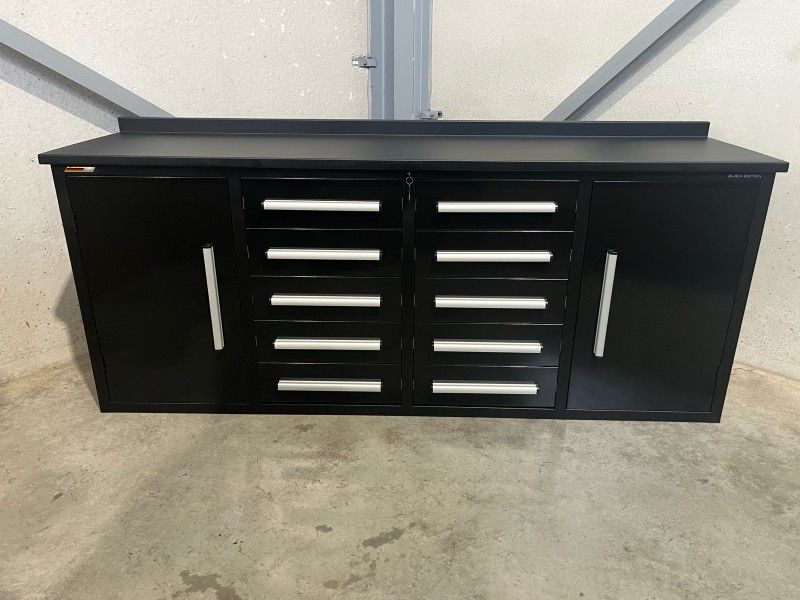 Metall-Werkbank mit 10 Schubladen